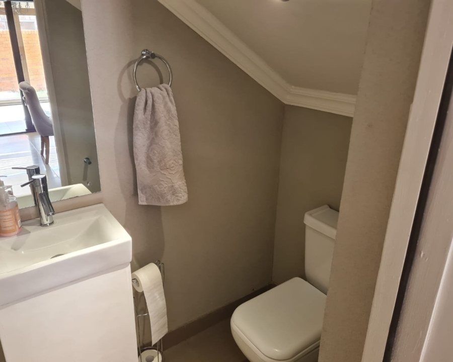 3 Bedroom Property for Sale in Wild Olive Estate Free State
